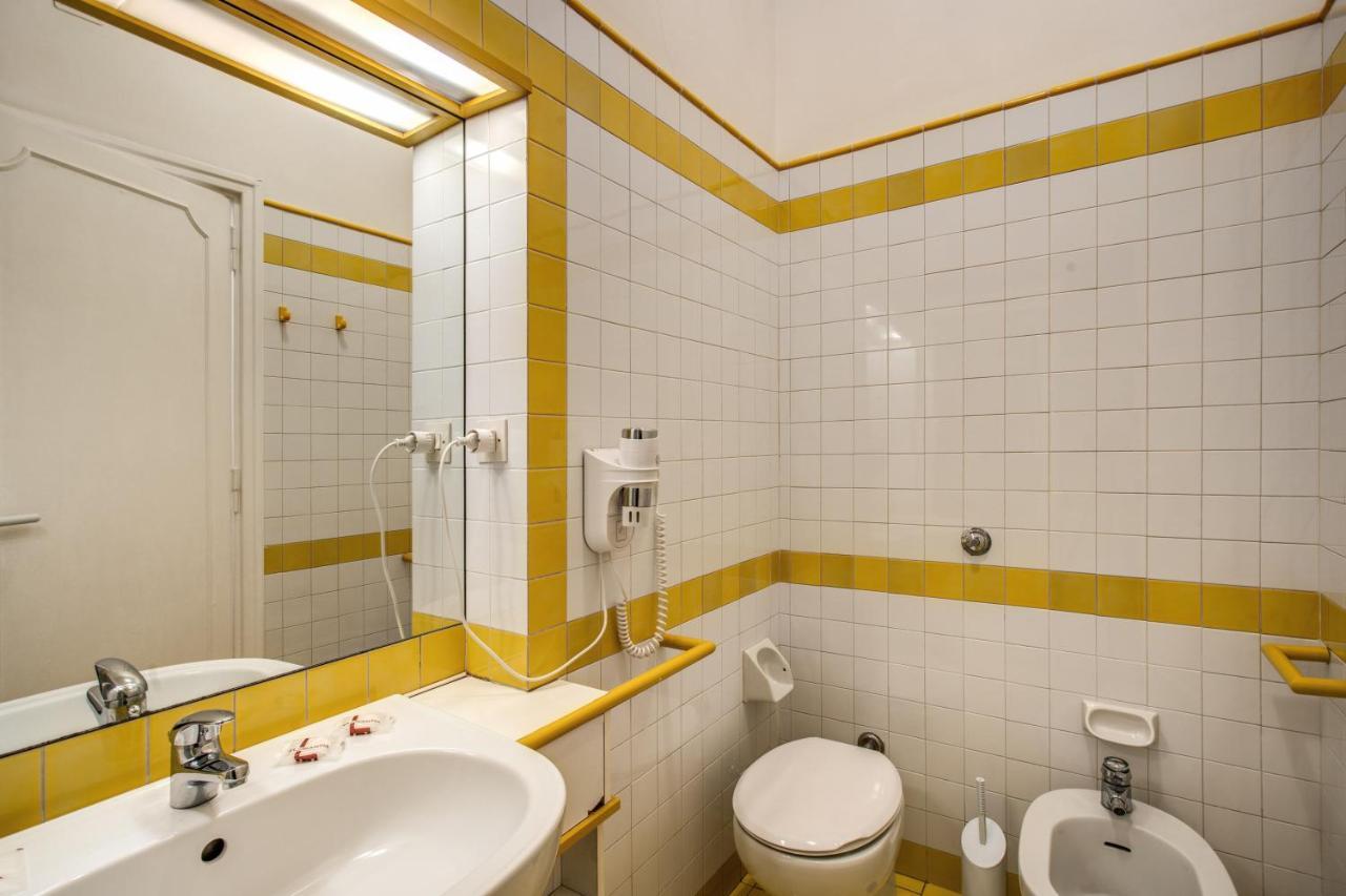 רומא Family Room In Via Del Corso Central מראה חיצוני תמונה