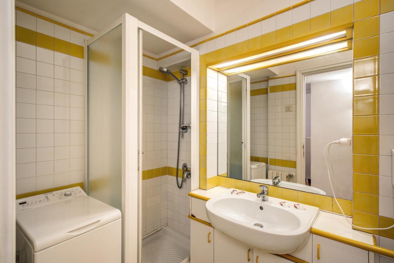 רומא Family Room In Via Del Corso Central מראה חיצוני תמונה