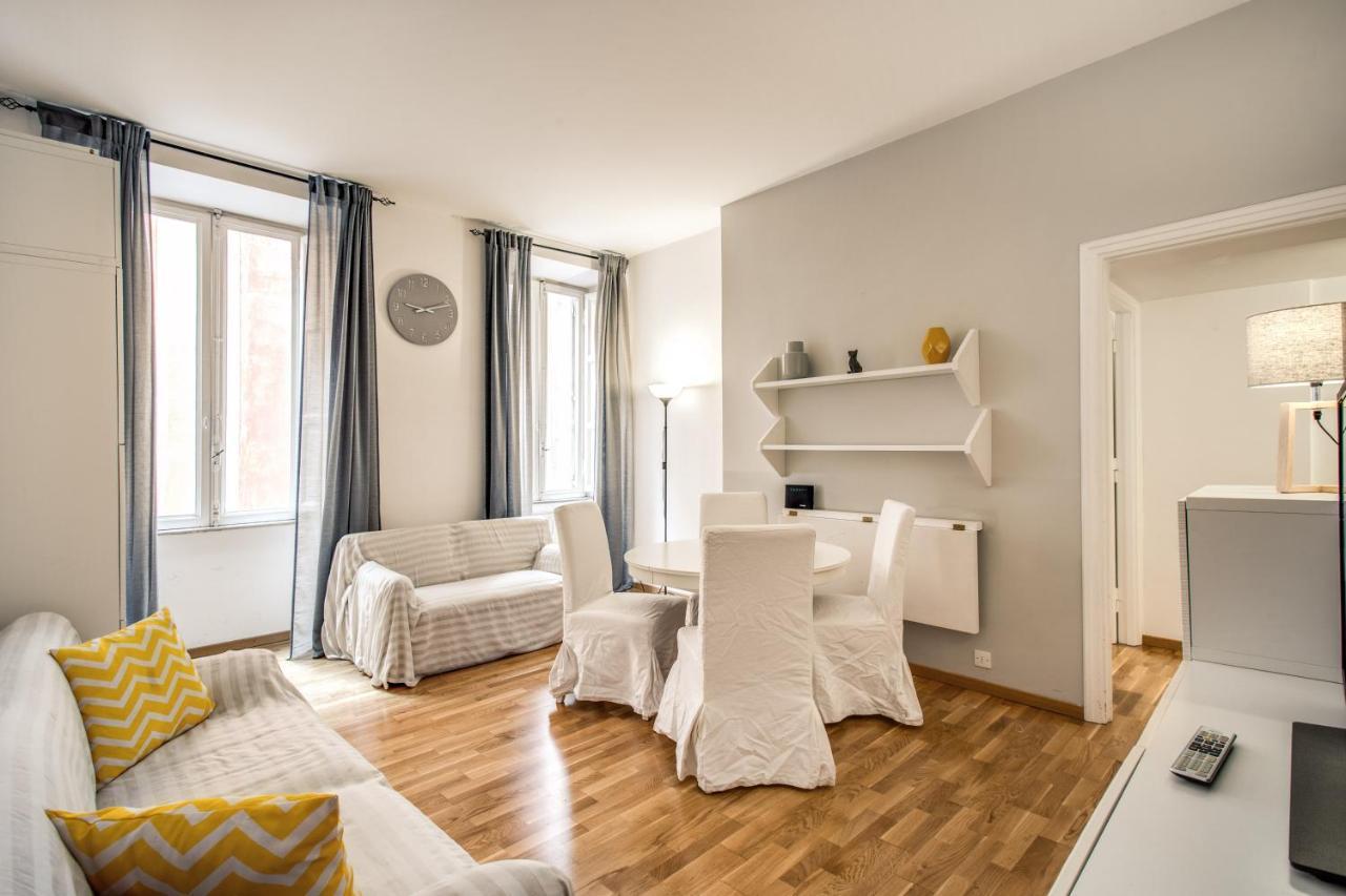 רומא Family Room In Via Del Corso Central מראה חיצוני תמונה